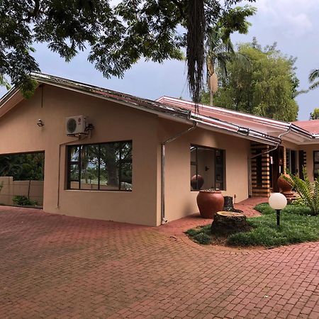 Tzaneen Guest House מראה חיצוני תמונה