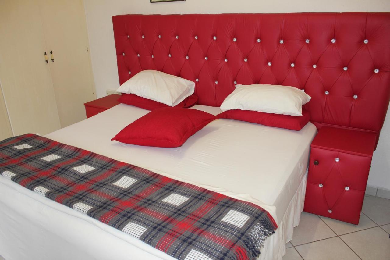 Tzaneen Guest House מראה חיצוני תמונה