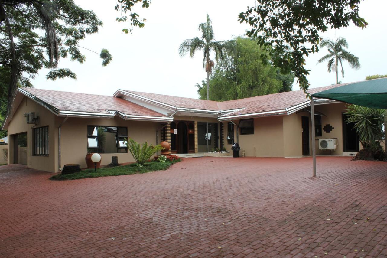 Tzaneen Guest House מראה חיצוני תמונה