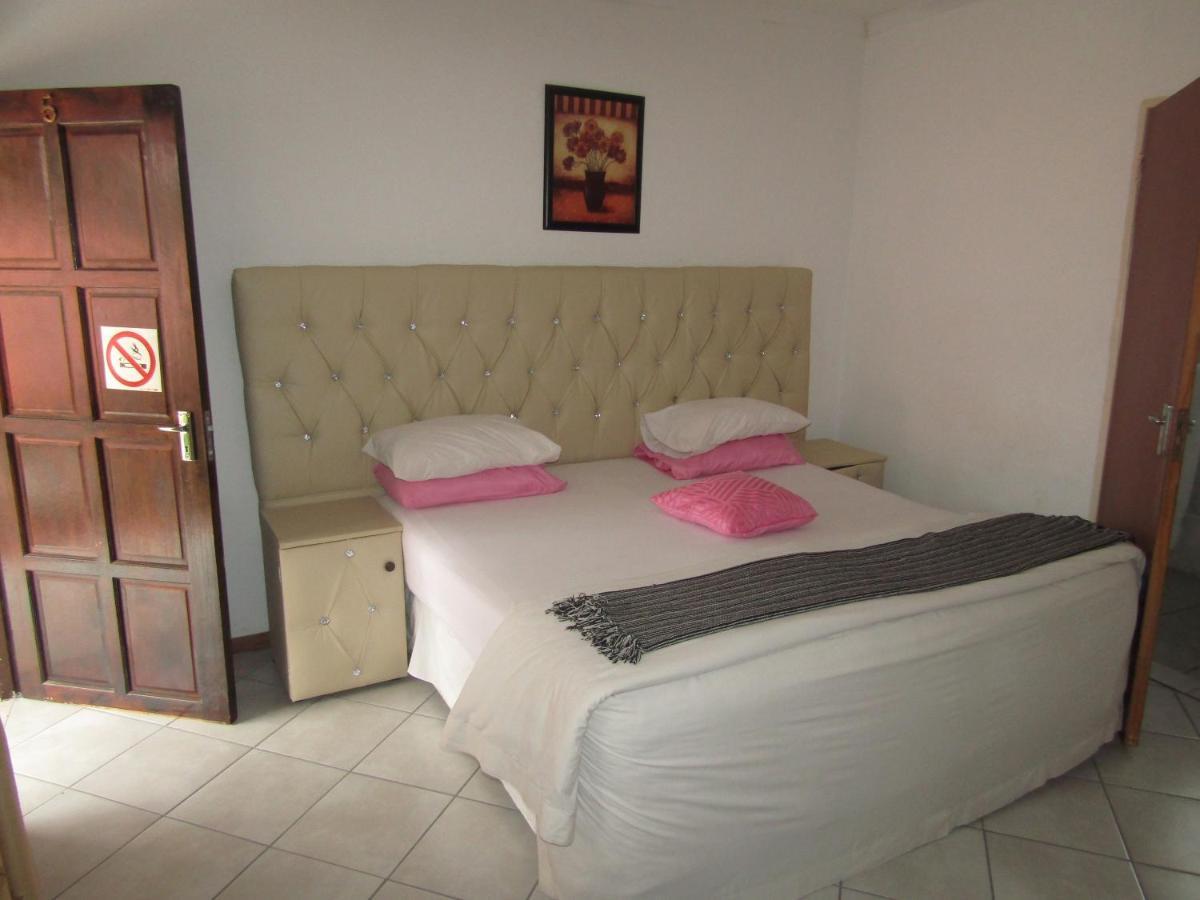 Tzaneen Guest House מראה חיצוני תמונה