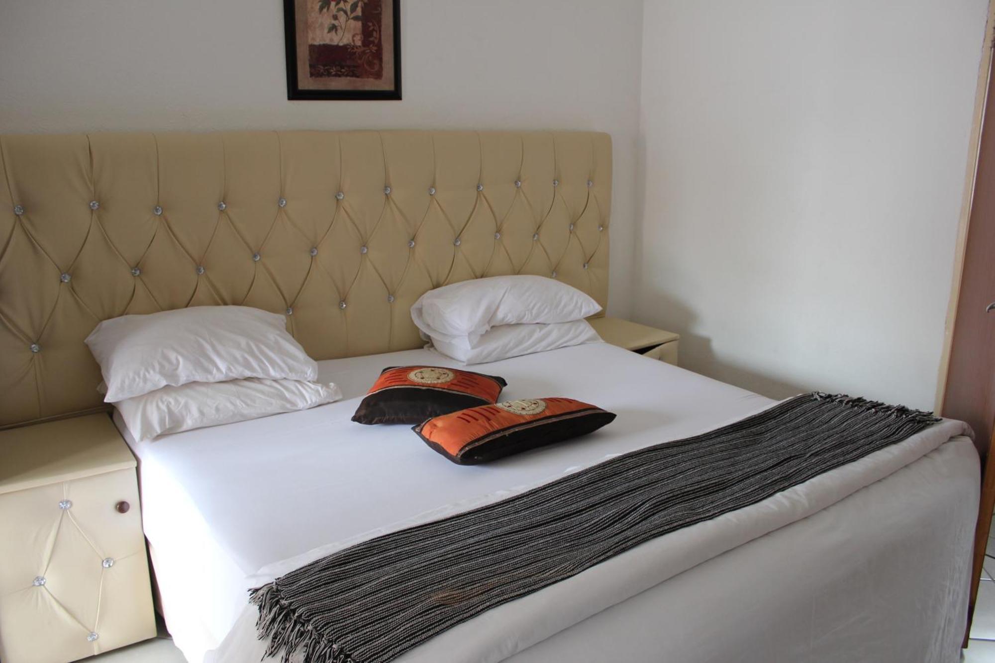 Tzaneen Guest House מראה חיצוני תמונה