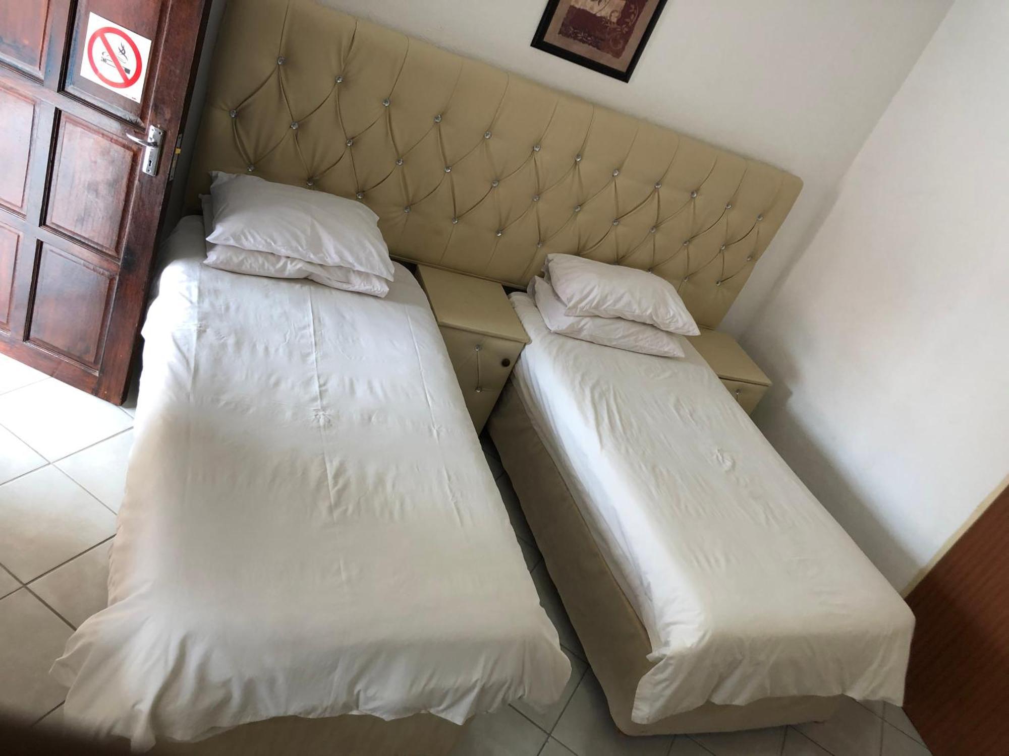Tzaneen Guest House מראה חיצוני תמונה
