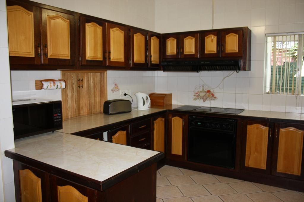Tzaneen Guest House מראה חיצוני תמונה